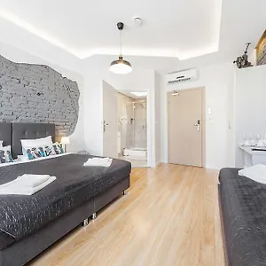 Aparthotel Six Suites, Old Town, Danzig